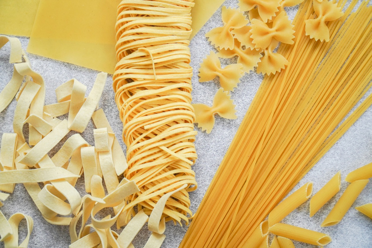 主食の炭水化物、賢い選び方ガイド｜米・パン・麺