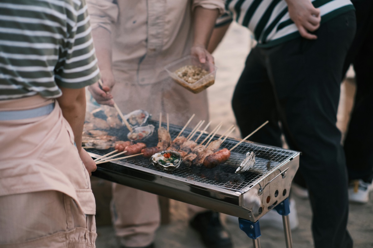 夏の外食・飲み会でも食事管理を崩さないコツ｜BBQ・居酒屋の賢い食事選び